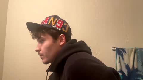 Snapshot of yungstudbev chatting on 5, 2, 2025 yungstudbev online show from 5, 2, 2025