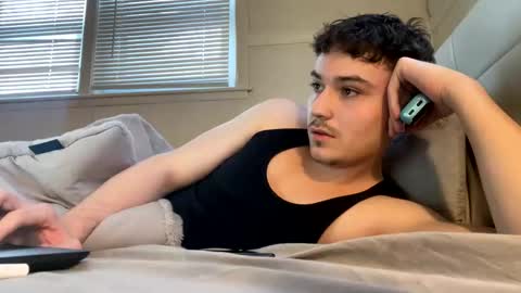 Snapshot of yungstudbev chatting on 25, 2, 2025 yungstudbev online show from 25, 2, 2025