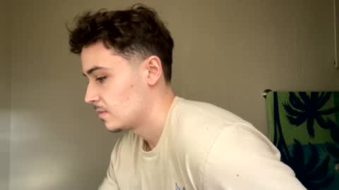 Snapshot of yungstudbev chatting on 1, 3, 2025 yungstudbev online show from 1, 3, 2025