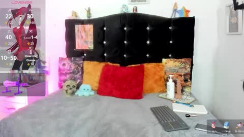 yuong soo online show from 10, 11, 2025