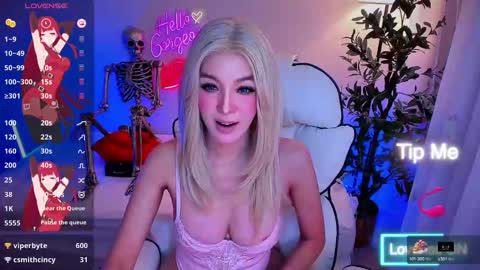 Snapshot of yurasiand0ll chatting on 16, 10, 2025 Sasa online show from 16, 10, 2025