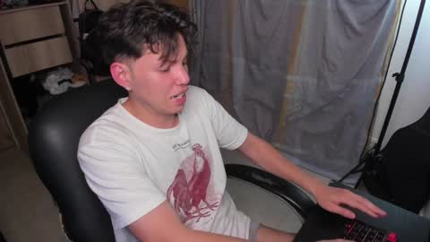 Snapshot of yurii_moody chatting on 7, 12, 2024 yurii_moody online show from 7, 12, 2024