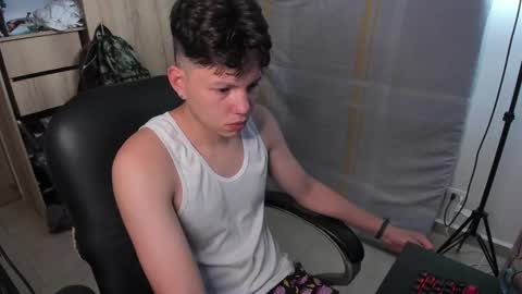 Snapshot of yurii_moody chatting on 24, 2, 2025 yurii_moody online show from 24, 2, 2025
