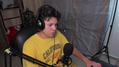 Snapshot of yurii_moody chatting on 12, 3, 2025 yurii_moody online show from 12, 3, 2025