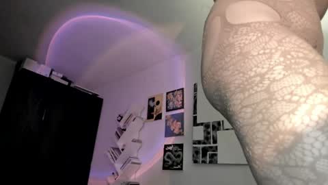 Snapshot of yury_sun chatting on 30, 4, 2026 paola online show from 30, 4, 2026