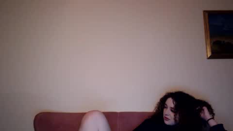 yusraxdamian online show from 14, 2, 2026