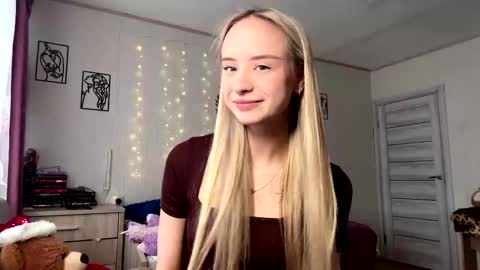 Snapshot of yutwiner chatting on 8, 1, 2026 May online show from 8, 1, 2026