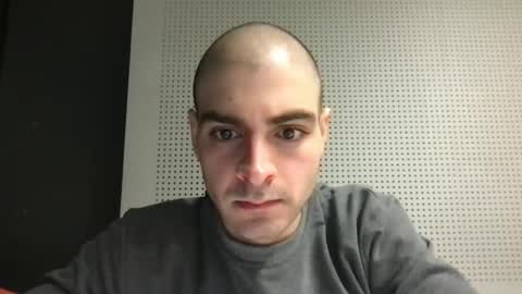 Snapshot of yvesbunnny chatting on 18, 12, 2025 yvesbunnny online show from 18, 12, 2025