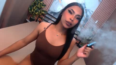 Snapshot of yvonnellvs chatting on 22, 2, 2026 yvonnellvs online show from 22, 2, 2026