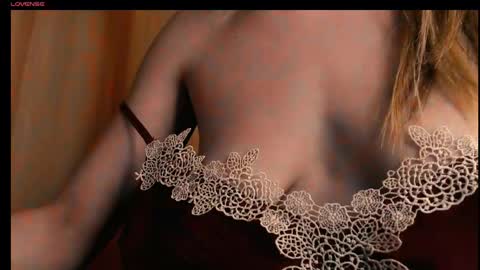 Snapshot of yzza_suave chatting on 23, 5, 2026 yzza_suave online show from 23, 5, 2026