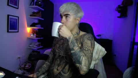 Snapshot of zac_muller1 chatting on 28, 5, 2026 zac_muller1 online show from 28, 5, 2026