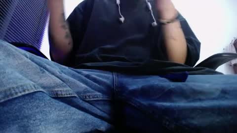 Zac Freelance model online show from 19, 5, 2026