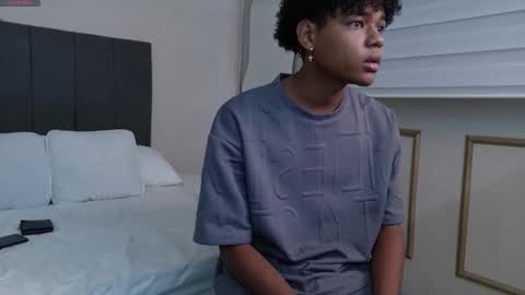 Snapshot of zack_horny19 chatting on 19, 2, 2026 Zack online show from 19, 2, 2026