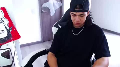 Snapshot of zackss_player chatting on 15, 10, 2025 zackss_player online show from 15, 10, 2025