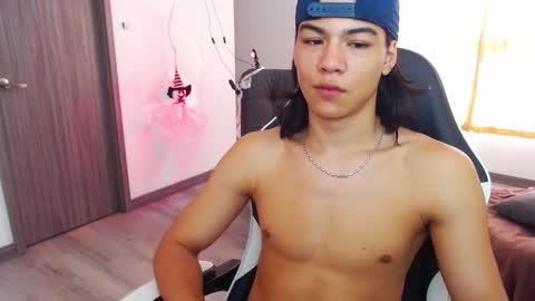 Snapshot of zackss_player chatting on 30, 10, 2025 zackss_player online show from 30, 10, 2025