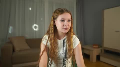 Snapshot of zadabercher chatting on 11, 10, 2025 Marina online show from 11, 10, 2025
