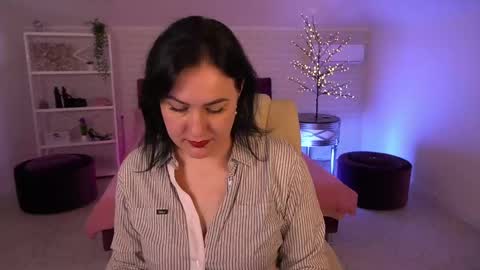 Snapshot of zafiramoonn chatting on 12, 5, 2026 Zafiramoonn online show from 12, 5, 2026