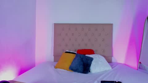 Zafiro Brown online show from 23, 9, 2025