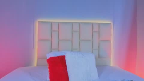 Snapshot of zafiro__brown chatting on 1, 12, 2025 Zafiro Brown online show from 1, 12, 2025