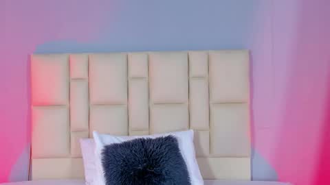 Snapshot of zafiro__brown chatting on 14, 12, 2025 Zafiro Brown online show from 14, 12, 2025