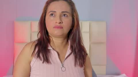 Snapshot of zafiro__brown chatting on 15, 12, 2025 Zafiro Brown online show from 15, 12, 2025