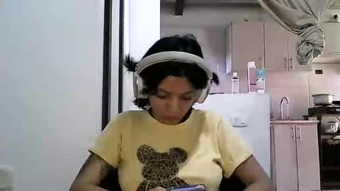 Snapshot of zafiro_rubi chatting on 9, 5, 2026 Zafiro online show from 9, 5, 2026