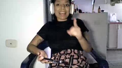 Snapshot of zafiro_rubi chatting on 23, 5, 2026 Zafiro online show from 23, 5, 2026