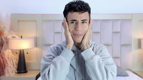 Snapshot of zahir_ashar chatting on 4, 5, 2026 zahir_ashar online show from 4, 5, 2026