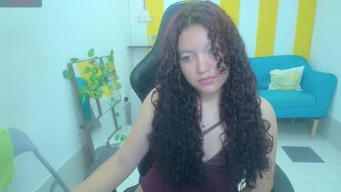 Zahira  online show from 8, 11, 2025