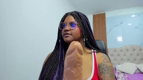 zahra_rose online show from 5, 12, 2025