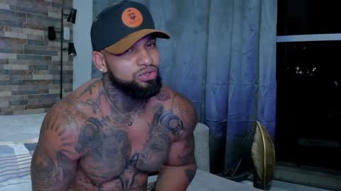 INSTAGRAM yormanfit7 online show from 23, 1, 2025