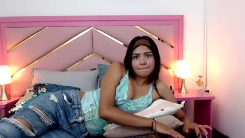 Zaira Angel online show from 3, 3, 2025