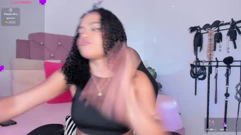 Zaira  online show from 8, 7, 2026