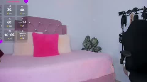 Zaira  online show from 10, 7, 2026