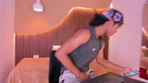 Zander online show from 7, 3, 2025