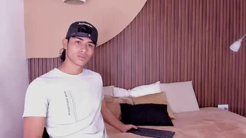 Zander online show from 9, 3, 2025