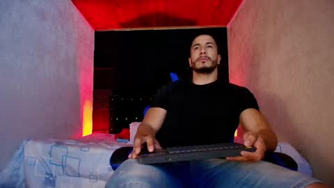 Snapshot of zanemaverick chatting on 25, 4, 2026 zanemaverick online show from 25, 4, 2026