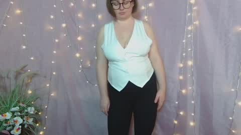 zannadreil online show from 21, 4, 2026