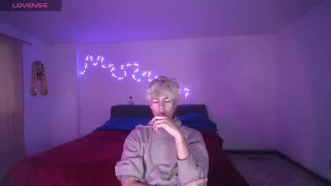 Snapshot of zanty2308 chatting on 30, 12, 2024 Tiiago Mallz online show from 30, 12, 2024