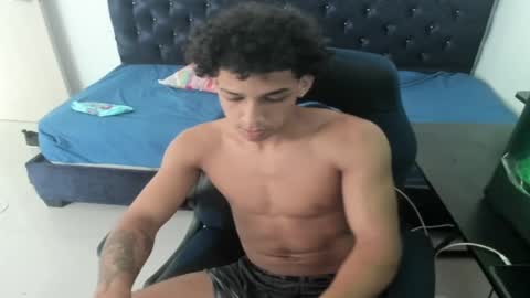 Snapshot of zanxley_ chatting on 28, 12, 2024 zanxley_ online show from 28, 12, 2024