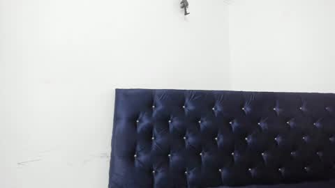 Snapshot of zanxley_ chatting on 10, 2, 2025 zanxley_ online show from 10, 2, 2025