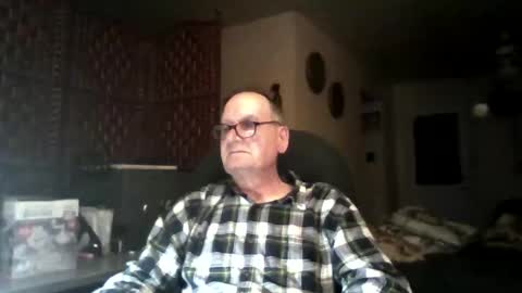 Snapshot of zapper1958 chatting on 15, 4, 2026 zapper1958 online show from 15, 4, 2026