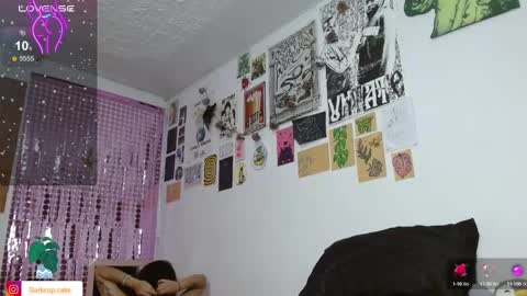 Snapshot of zara_floresxx chatting on 3, 2, 2025 Zara Flores online show from 3, 2, 2025