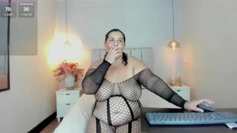 Snapshot of zara_milf_ chatting on 30, 3, 2026 zara online show from 30, 3, 2026