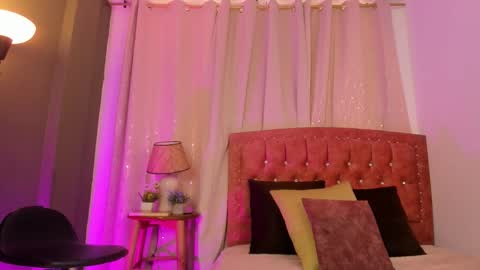 Snapshot of zaradulce chatting on 29, 10, 2025 Zara . online show from 29, 10, 2025