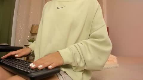 Snapshot of zaradulce chatting on 1, 11, 2025 Zara . online show from 1, 11, 2025