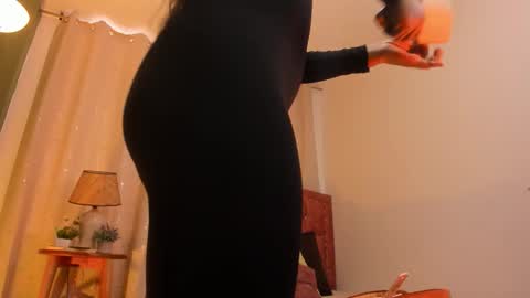 Snapshot of zaradulce chatting on 10, 11, 2025 Zara . online show from 10, 11, 2025