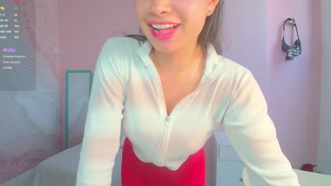 Snapshot of zarah_torres chatting on 4, 2, 2025 Zarah online show from 4, 2, 2025