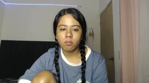 Snapshot of zarah_v chatting on 22, 5, 2026 Fernanda online show from 22, 5, 2026