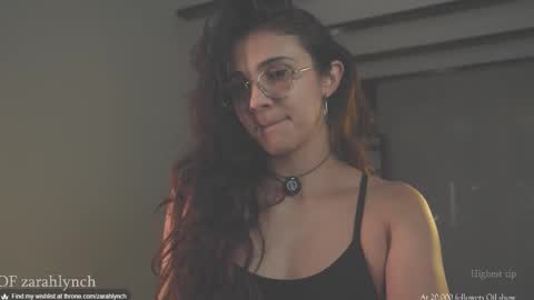 Snapshot of zarahlynch chatting on 29, 10, 2025 Miss Lynch   Next show  2911 online show from 29, 10, 2025